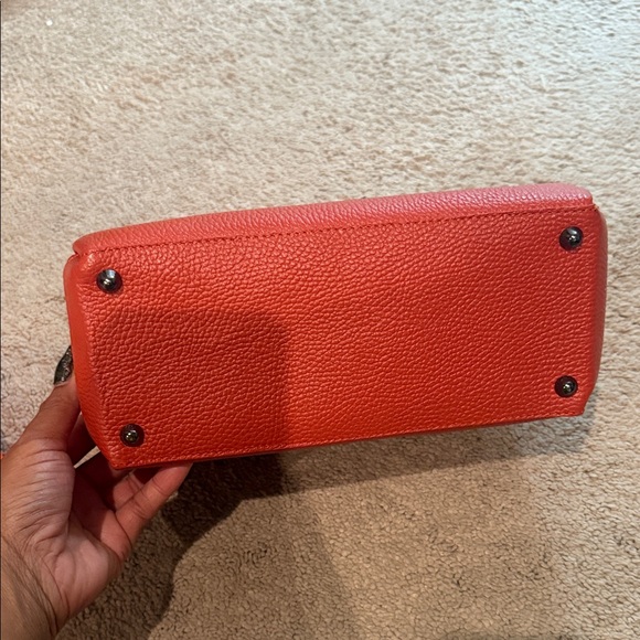 Viola Castellani Red Chain Shoulder Bag - Picture 3 of 4